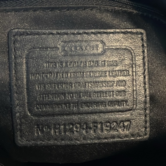 Excellent condition authentic coach purse - Picture 2 of 2